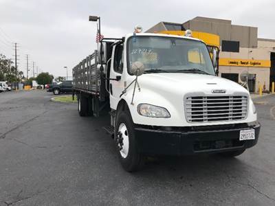 Freightliner M2 26 ft Flatbed Truck - 220HP, 6 Speed Automatic