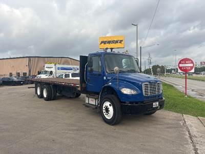 Freightliner M2 Tandem Axle 28 ft Flatbed Truck - 330HP, 6 Speed Automatic