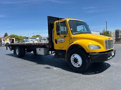 Freightliner M2 26 ft Flatbed Truck - 220HP, 7 Speed Automatic