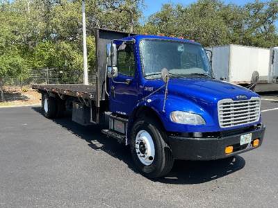 Freightliner M2 26 ft Flatbed Truck - 240HP, 7 Speed Automatic