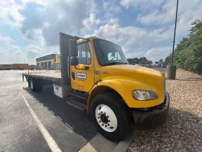 Freightliner M2 26 ft Flatbed Truck - 220HP, 7 Speed Automatic