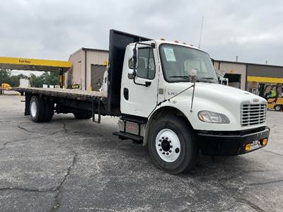 Freightliner M2 26 ft Flatbed Truck - 220HP, 6 Speed Automatic