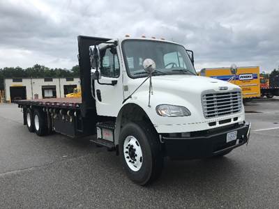Freightliner M2 Tandem Axle 28 ft Flatbed Truck - 300HP, 10 Speed Manual