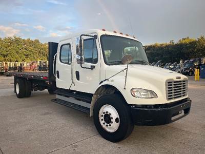 Freightliner M2 24 ft Flatbed Truck - 220HP, 6 Speed Automatic