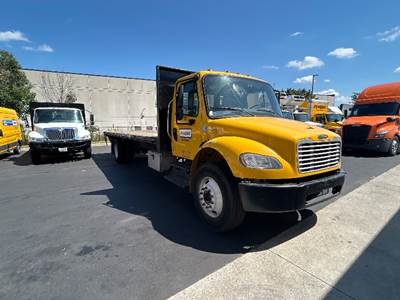 Freightliner M2 26 ft Flatbed Truck - 220HP, 7 Speed Automatic