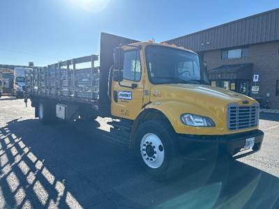 Freightliner M2 26 ft Flatbed Truck - 220HP, 7 Speed Automatic