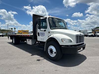 Freightliner M2 26 ft Flatbed Truck - 220HP, 6 Speed Automatic