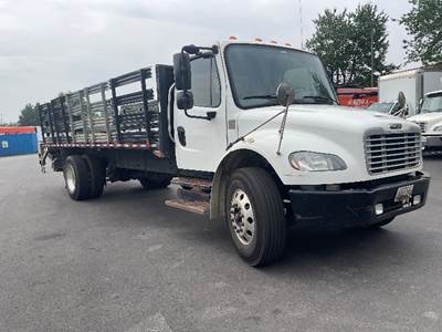 Freightliner M2 22 ft Flatbed Truck - 220HP, 6 Speed Automatic