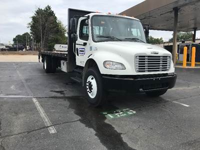Freightliner M2 26 ft Flatbed Truck - 220HP, 6 Speed Automatic