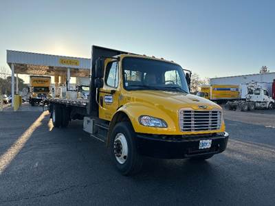 Freightliner M2 26 ft Flatbed Truck - 220HP, 7 Speed Automatic