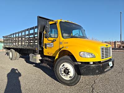 Freightliner M2 26 ft Flatbed Truck - 220HP, 7 Speed Automatic