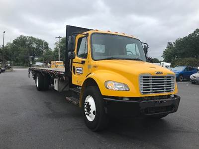 Freightliner M2 26 ft Flatbed Truck - 220HP, 7 Speed Automatic