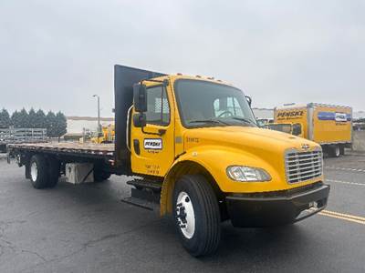 Freightliner M2 26 ft Flatbed Truck - 220HP, 7 Speed Automatic