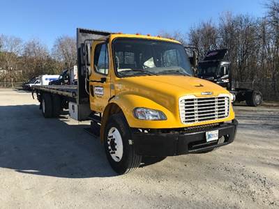 Freightliner M2 26 ft Flatbed Truck - 220HP, 7 Speed Automatic