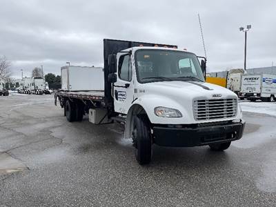 Freightliner M2 26 ft Flatbed Truck - 220HP, 7 Speed Automatic