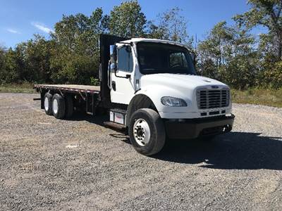 Freightliner M2 Tandem Axle Flatbed Truck - 300HP, 10 Speed Manual