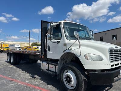 Freightliner M2 Tandem Axle Flatbed Truck - 270HP, 6 Speed Automatic