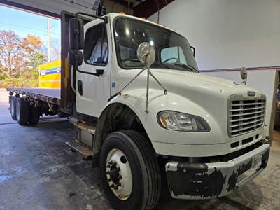 Freightliner M2 Tandem Axle Flatbed Truck - 350HP, 6 Speed Automatic