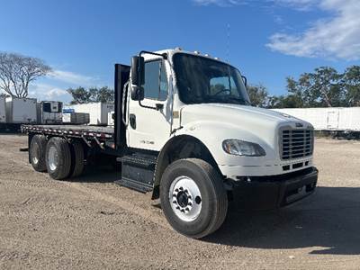 Freightliner M2 Tandem Axle Flatbed Truck - 300HP, 10 Speed Manual