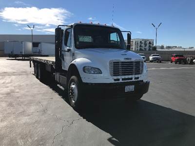 Freightliner M2 Tandem Axle Flatbed Truck - 260HP, 10 Speed Manual