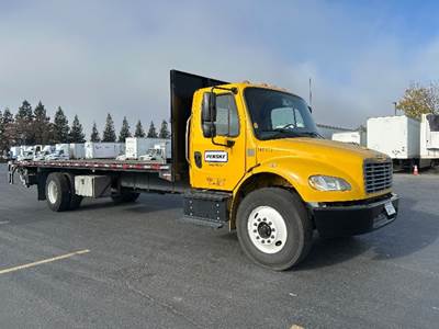 Freightliner M2 Flatbed Truck - 220HP, 6 Speed Automatic