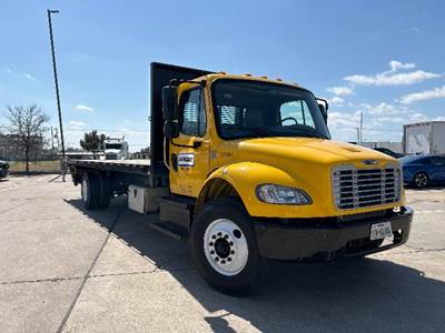 Freightliner M2 26 ft Flatbed Truck - 230HP, 6 Speed Automatic