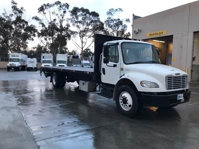 Freightliner M2 26 ft Flatbed Truck - 220HP, 6 Speed Automatic