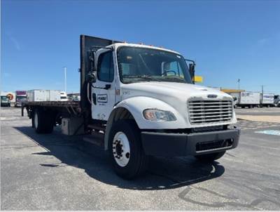 Freightliner M2 26 ft Flatbed Truck - 220HP, 7 Speed Automatic