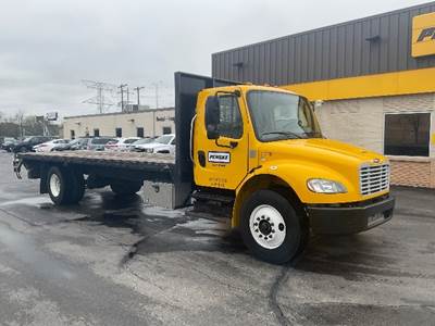 Freightliner M2 26 ft Flatbed Truck - 220HP, 7 Speed Automatic