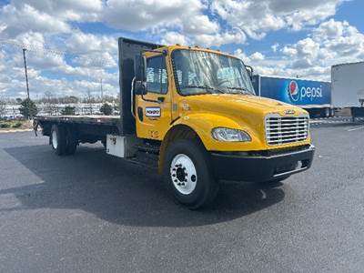 Freightliner M2 26 ft Flatbed Truck - 220HP, 7 Speed Automatic