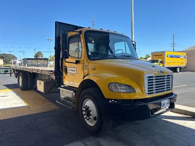 Freightliner M2 26 ft Flatbed Truck - 220HP, 7 Speed Automatic