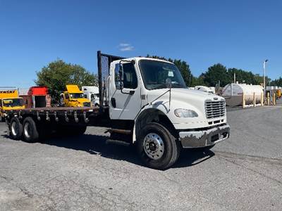 Freightliner M2 Tandem Axle Flatbed Truck - 350HP, 6 Speed Automatic