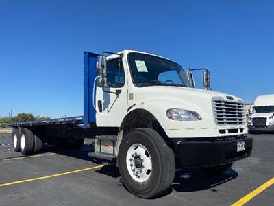 Freightliner M2 Tandem Axle Flatbed Truck - 300HP, 10 Speed Manual