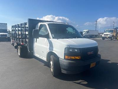 GMC G33503 Flatbed Truck - 341HP, 6 Speed Automatic