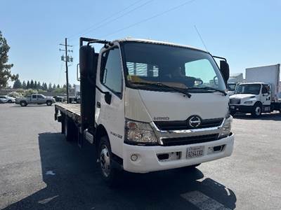 Hino 195 16 ft Flatbed Truck - 210HP, 6 Speed Automatic