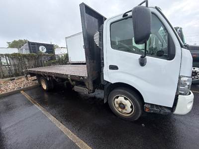 Hino 195 Flatbed Truck - 210HP, 6 Speed Automatic