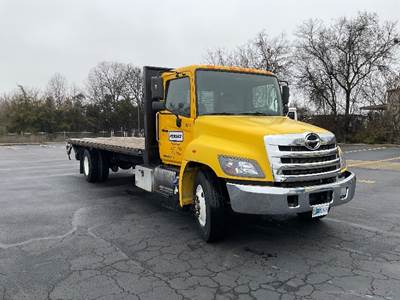 Hino 268 26 ft Flatbed Truck - 230HP, 6 Speed Automatic
