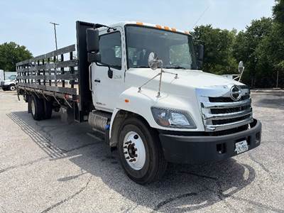 Hino 268 Flatbed Truck - 260HP, 6 Speed Automatic