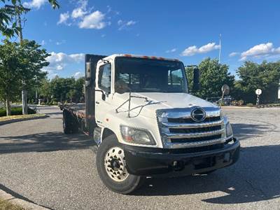 Hino 268 Flatbed Truck - 220HP, 6 Speed Automatic
