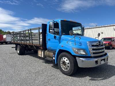 Hino 338 26 ft Flatbed Truck - 260HP, 6 Speed Automatic