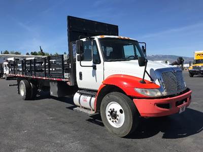 International 4300 24 ft Flatbed Truck - 240HP, 6 Speed Automatic
