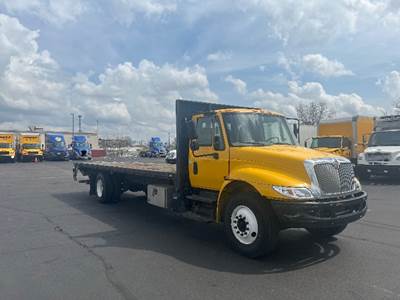 International 4300 Flatbed Truck - 220HP, 6 Speed Automatic