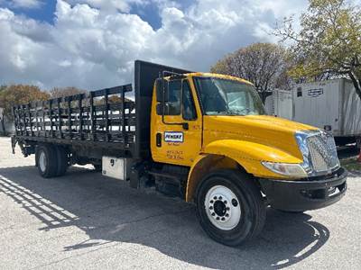 International 4300 Flatbed Truck - 220HP, 6 Speed Automatic