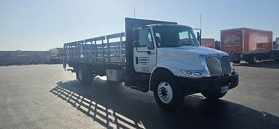 International 4300 Flatbed Truck - 220HP, 7 Speed Automatic