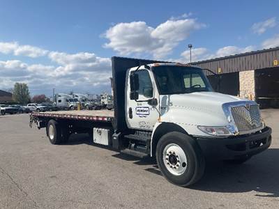 International MV607 26 ft Flatbed Truck - 220HP, 7 Speed Automatic