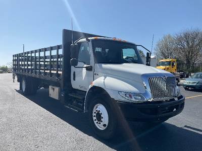 International MV607 26 ft Flatbed Truck - 220HP, 7 Speed Automatic