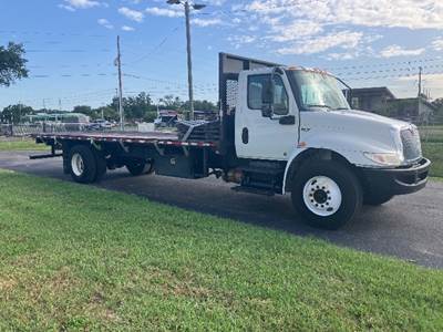 International MV607 26 ft Flatbed Truck - 250HP, 6 Speed Automatic