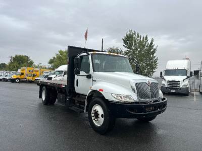 International MV607 Flatbed Truck - 220HP, 6 Speed Automatic
