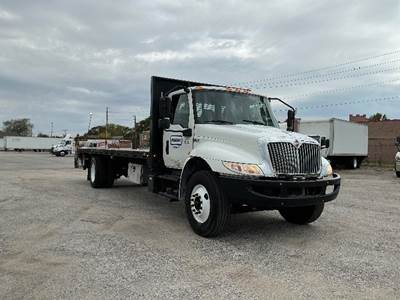 International MV607 Flatbed Truck - 220HP, 7 Speed Automatic