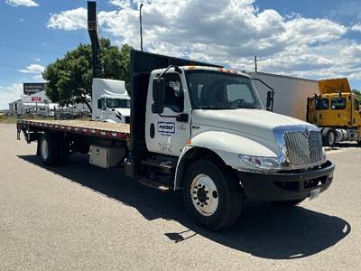 International MV607 26 ft Flatbed Truck - 220HP, 7 Speed Automatic